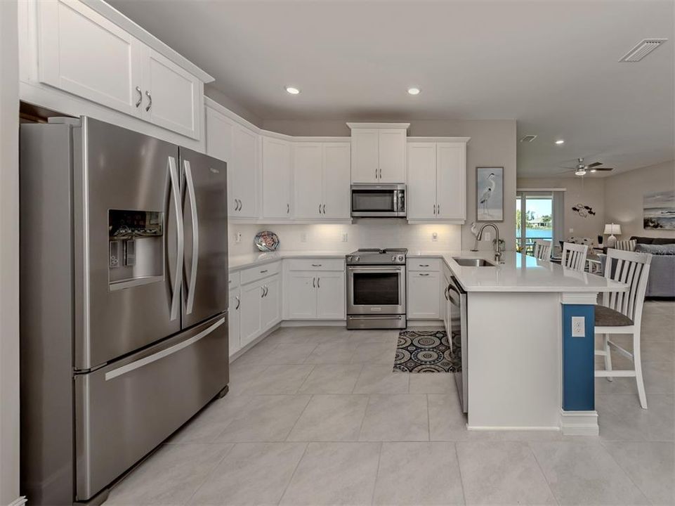 Active With Contract: $364,900 (2 beds, 2 baths, 1496 Square Feet)