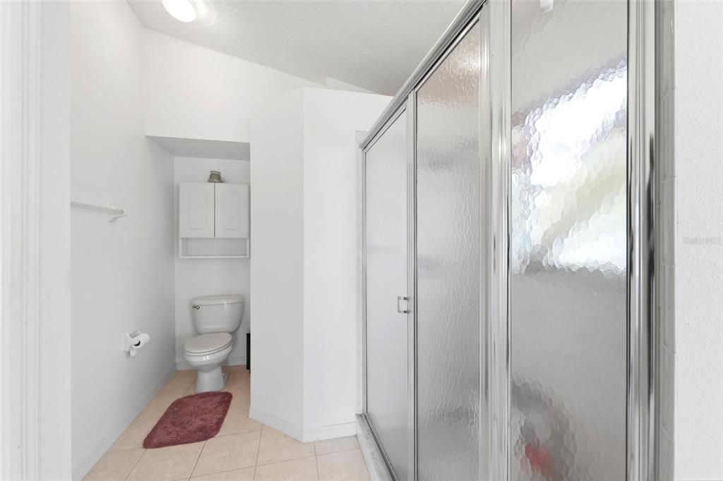 En Venta: $210,000 (3 camas, 2 baños, 1971 Pies cuadrados)