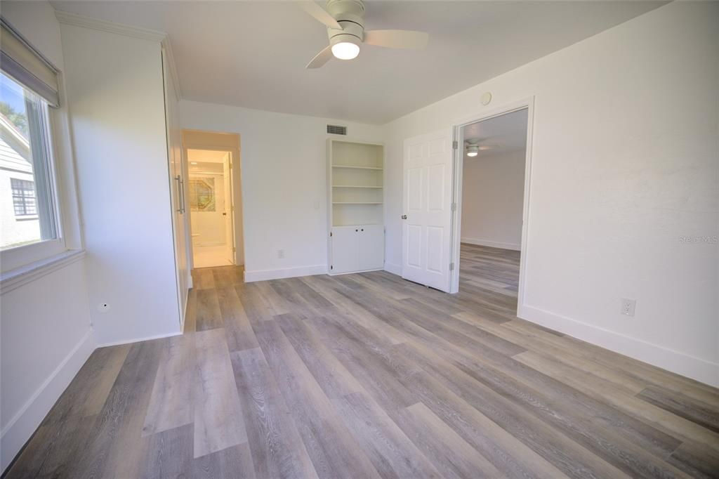 En Venta: $369,000 (2 camas, 2 baños, 1400 Pies cuadrados)