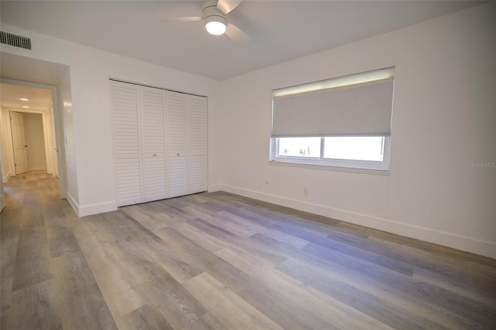 En Venta: $369,000 (2 camas, 2 baños, 1400 Pies cuadrados)