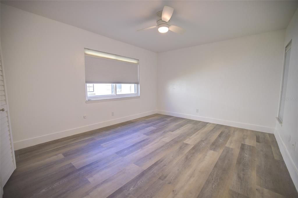 En Venta: $369,000 (2 camas, 2 baños, 1400 Pies cuadrados)