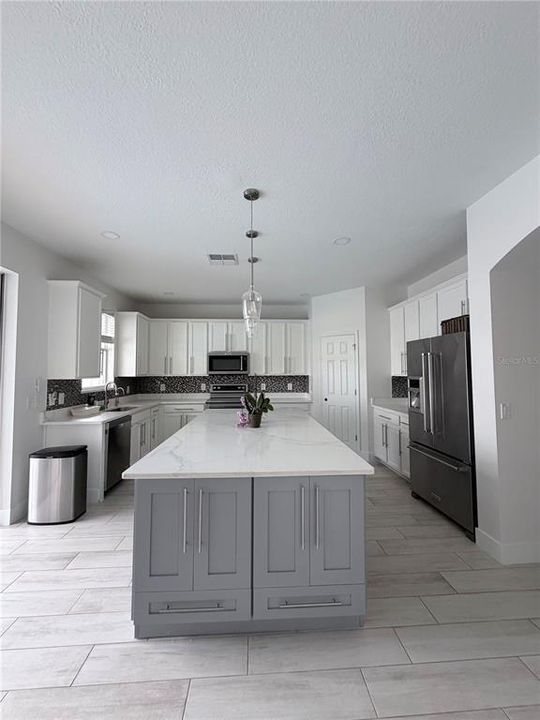 Active With Contract: $769,900 (5 beds, 3 baths, 3566 Square Feet)