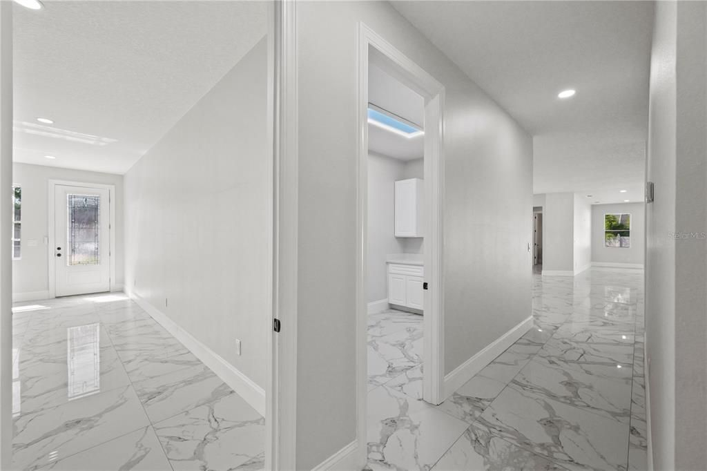 En Venta: $975,000 (4 camas, 3 baños, 3042 Pies cuadrados)