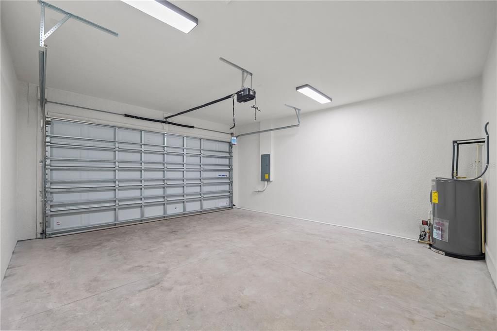En Venta: $975,000 (4 camas, 3 baños, 3042 Pies cuadrados)