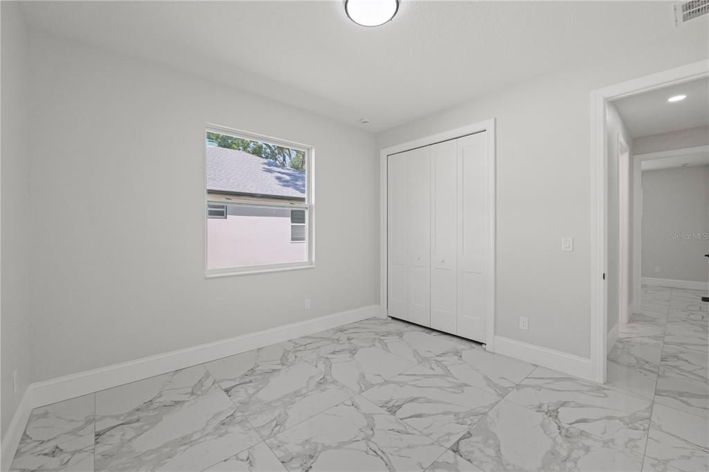 En Venta: $975,000 (4 camas, 3 baños, 3042 Pies cuadrados)