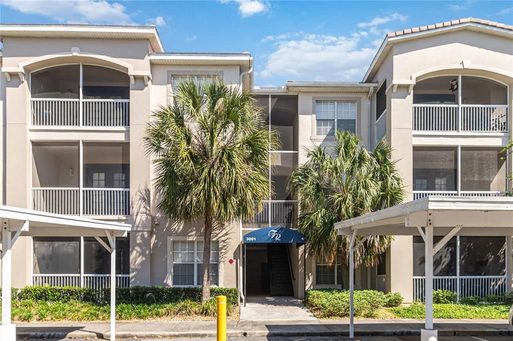 Active With Contract: $249,900 (3 beds, 2 baths, 1433 Square Feet)