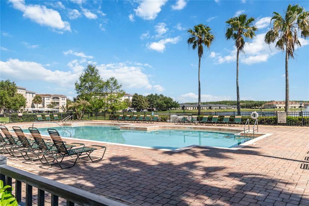 Active With Contract: $249,900 (3 beds, 2 baths, 1433 Square Feet)