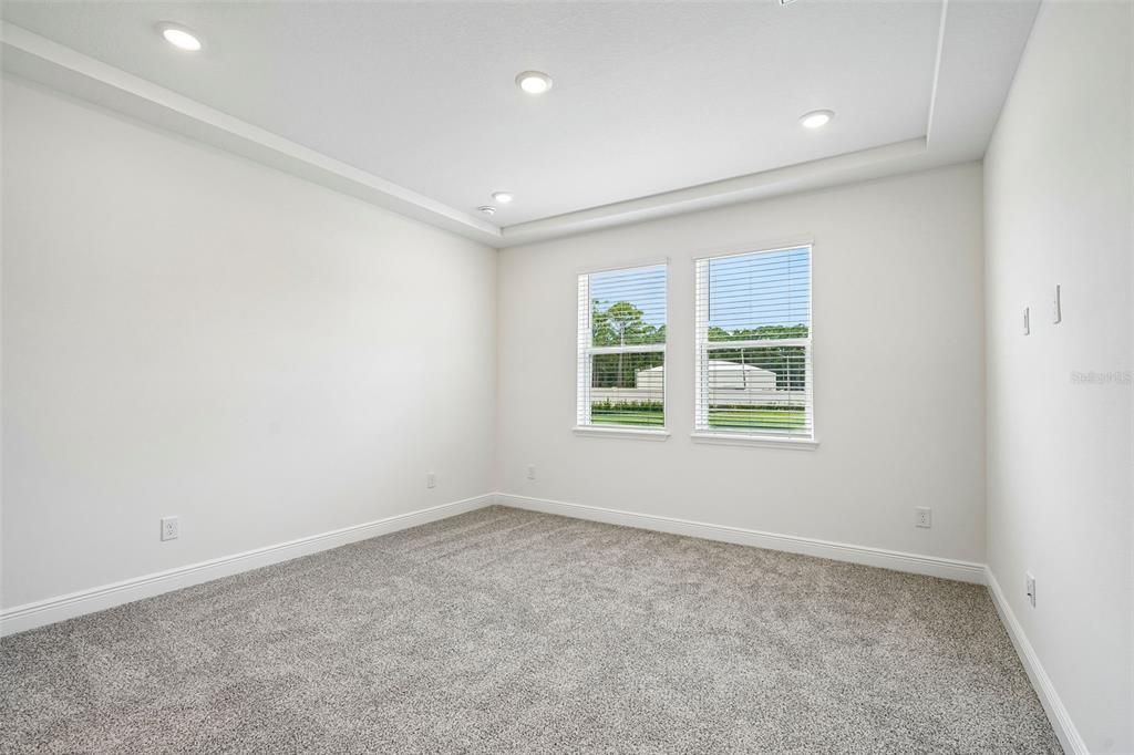 Activo con contrato: $364,690 (4 camas, 2 baños, 1908 Pies cuadrados)