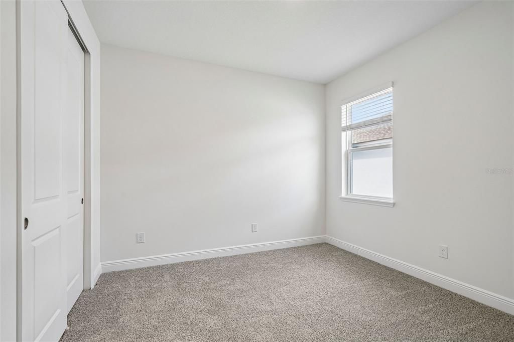 Activo con contrato: $364,690 (4 camas, 2 baños, 1908 Pies cuadrados)