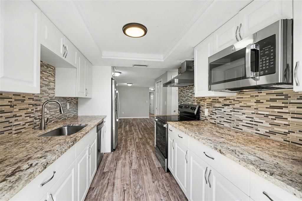 En Venta: $295,000 (3 camas, 2 baños, 1408 Pies cuadrados)