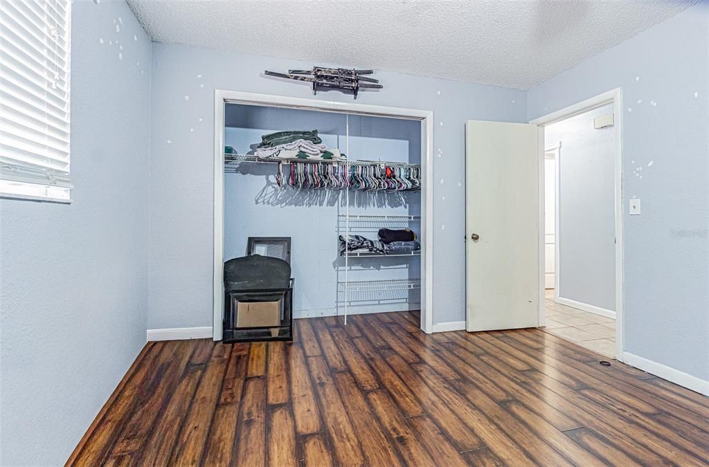 Active With Contract: $329,900 (4 beds, 2 baths, 2208 Square Feet)