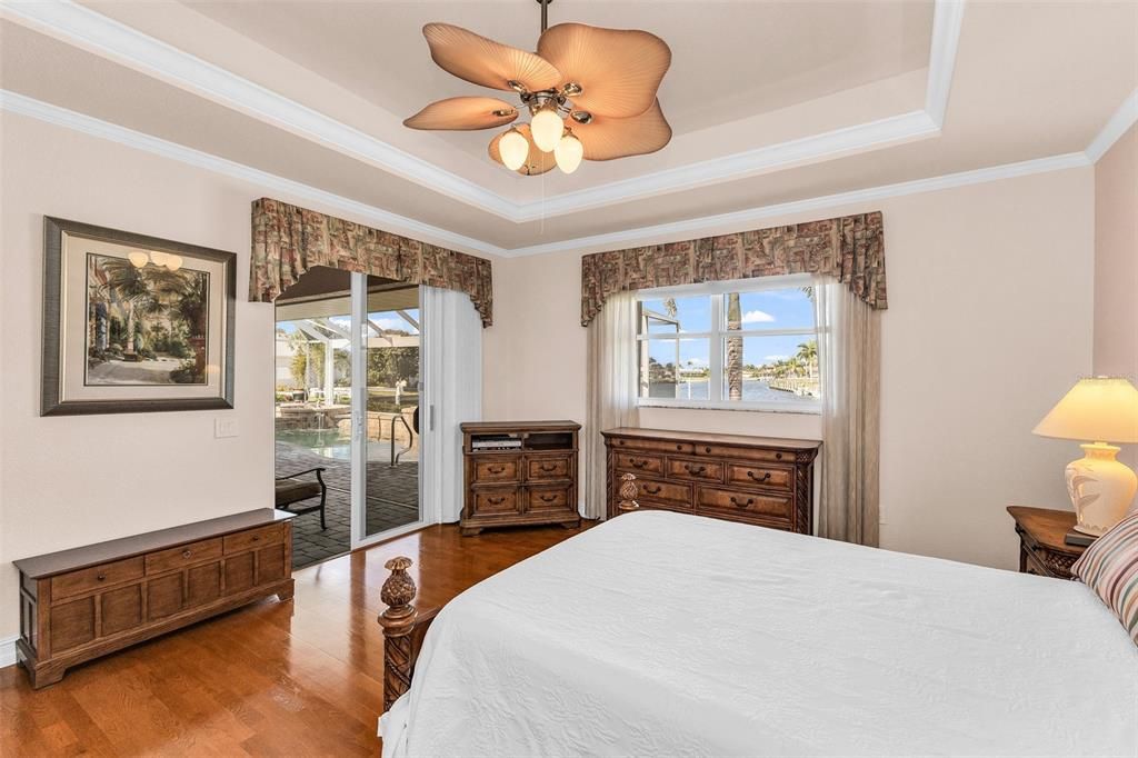 For Sale: $774,000 (3 beds, 2 baths, 2105 Square Feet)