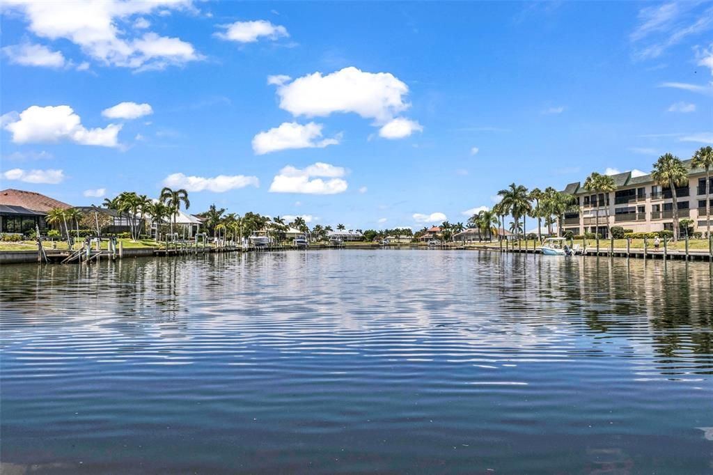 For Sale: $774,000 (3 beds, 2 baths, 2105 Square Feet)