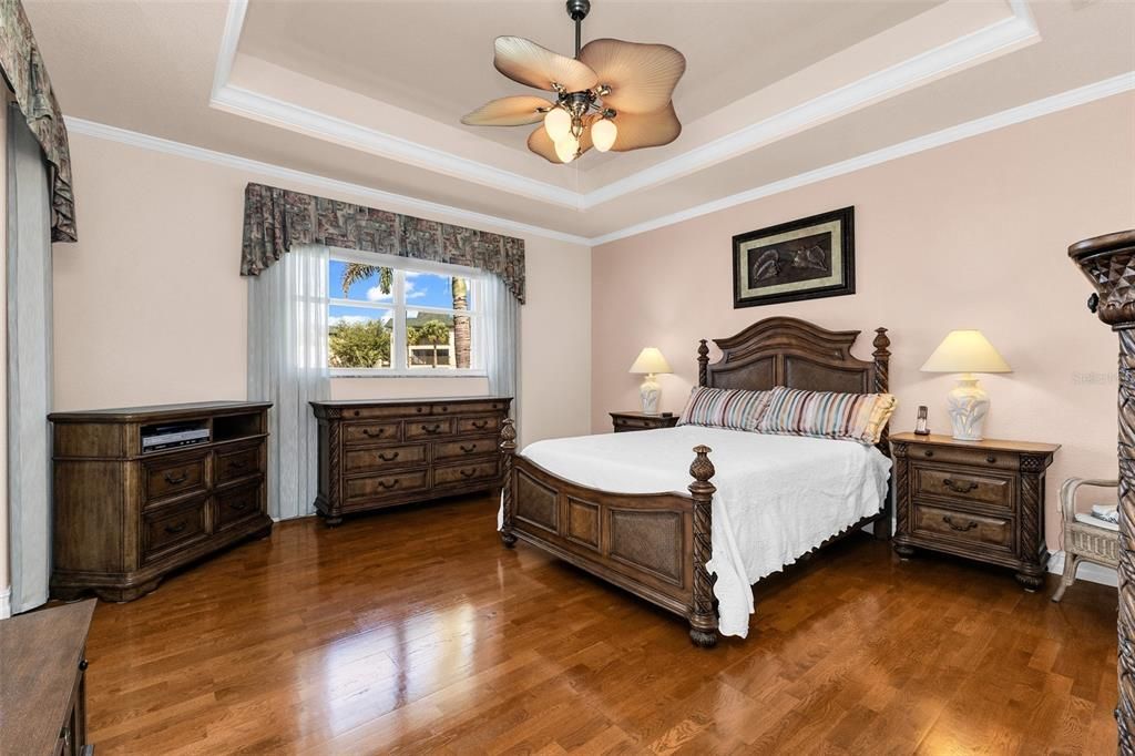 For Sale: $774,000 (3 beds, 2 baths, 2105 Square Feet)