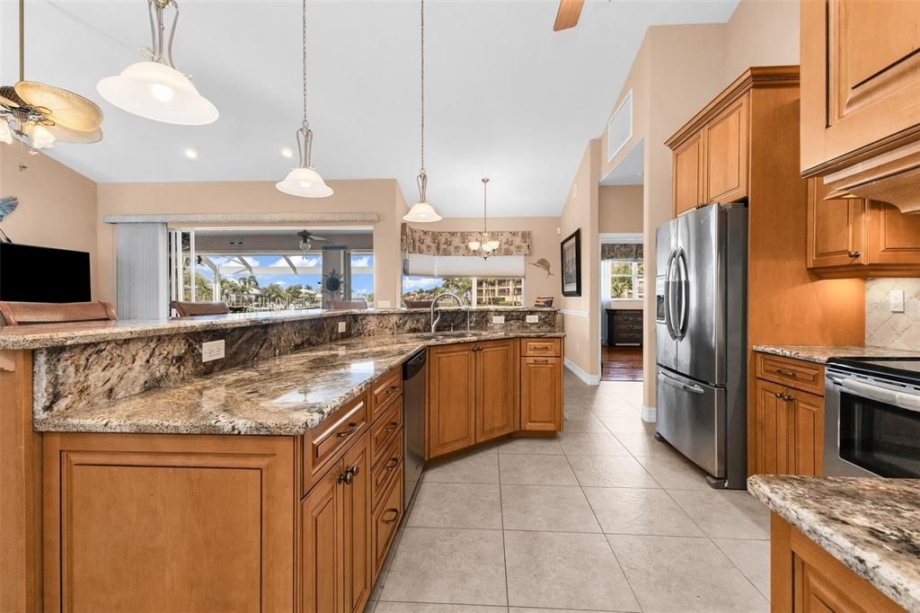 For Sale: $774,000 (3 beds, 2 baths, 2105 Square Feet)