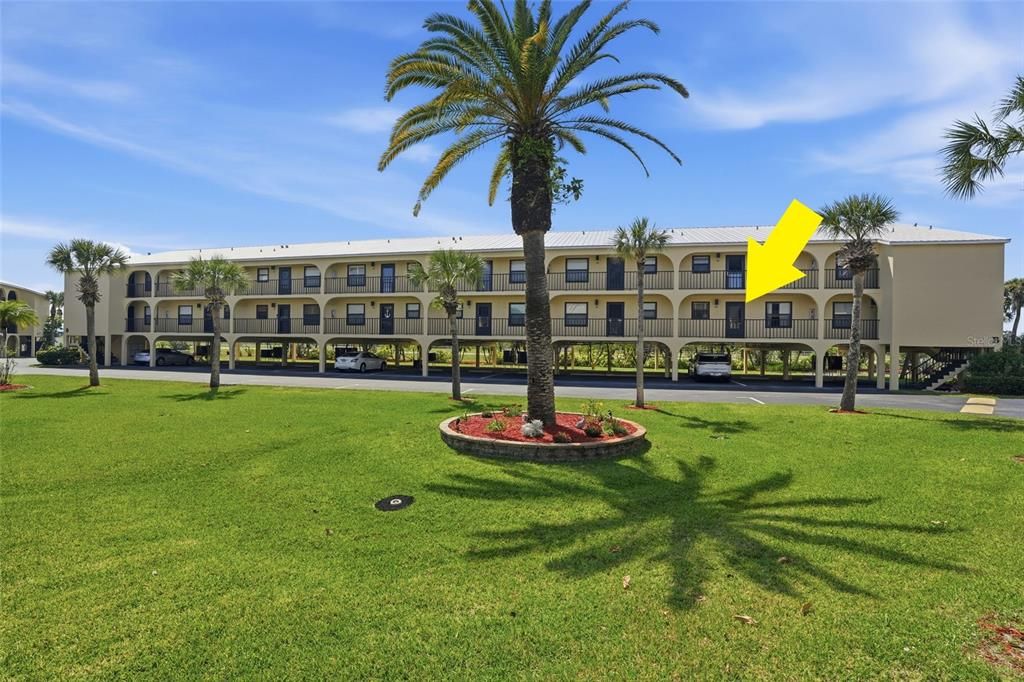 For Sale: $150,000 (2 beds, 2 baths, 1150 Square Feet)