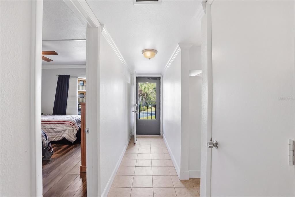 For Sale: $150,000 (2 beds, 2 baths, 1150 Square Feet)