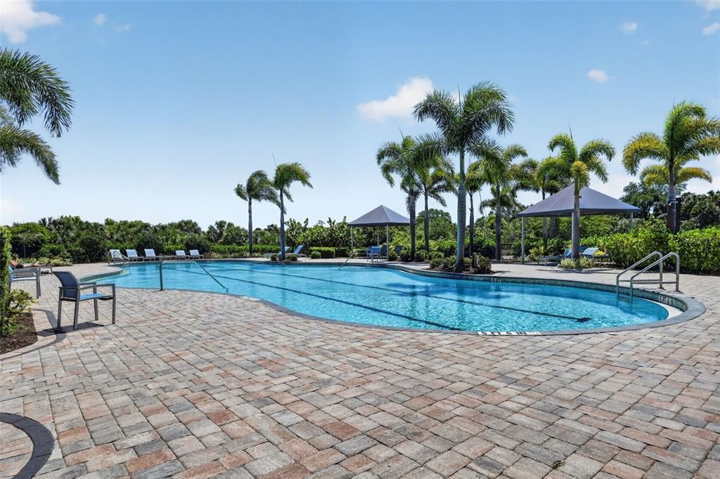 Active With Contract: $515,000 (4 beds, 2 baths, 2045 Square Feet)