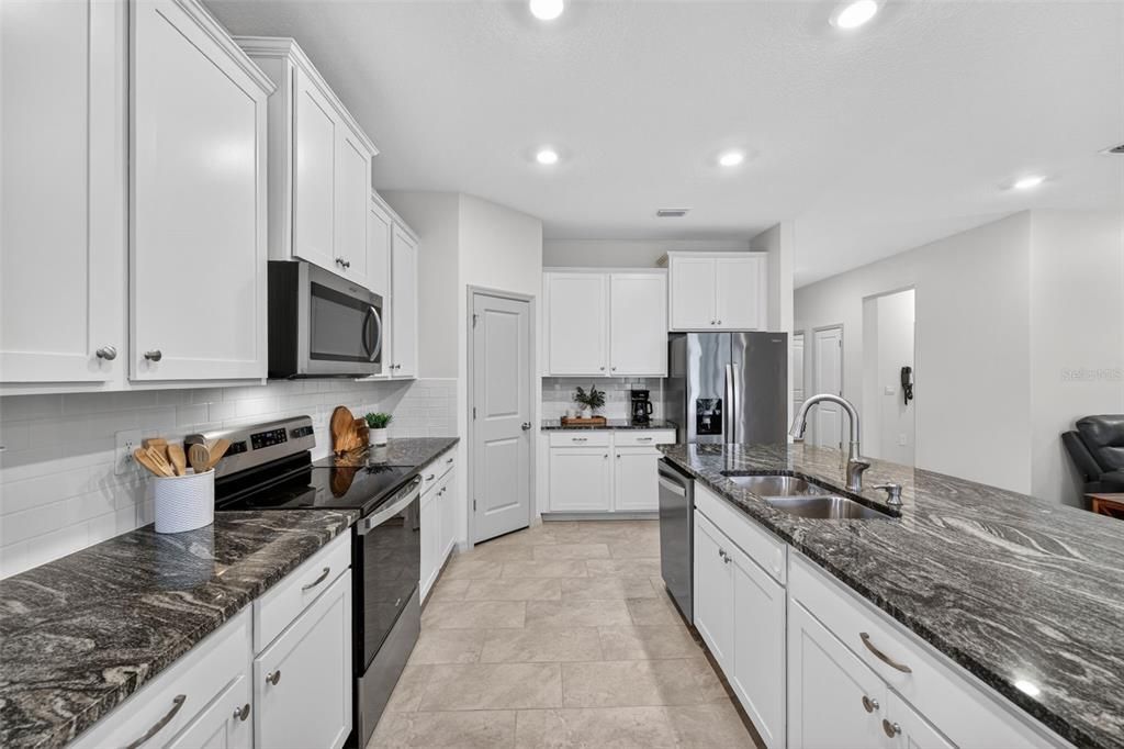 Active With Contract: $515,000 (4 beds, 2 baths, 2045 Square Feet)