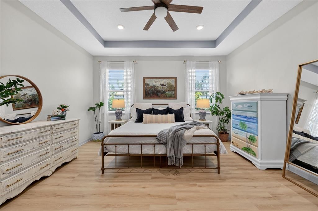 Active With Contract: $515,000 (4 beds, 2 baths, 2045 Square Feet)