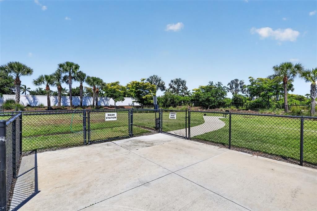 Active With Contract: $515,000 (4 beds, 2 baths, 2045 Square Feet)