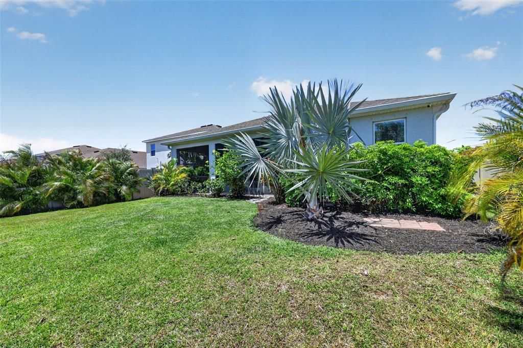 Active With Contract: $515,000 (4 beds, 2 baths, 2045 Square Feet)