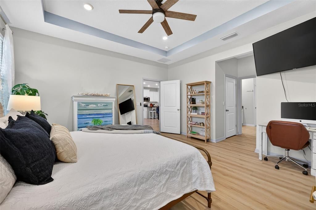 Active With Contract: $515,000 (4 beds, 2 baths, 2045 Square Feet)