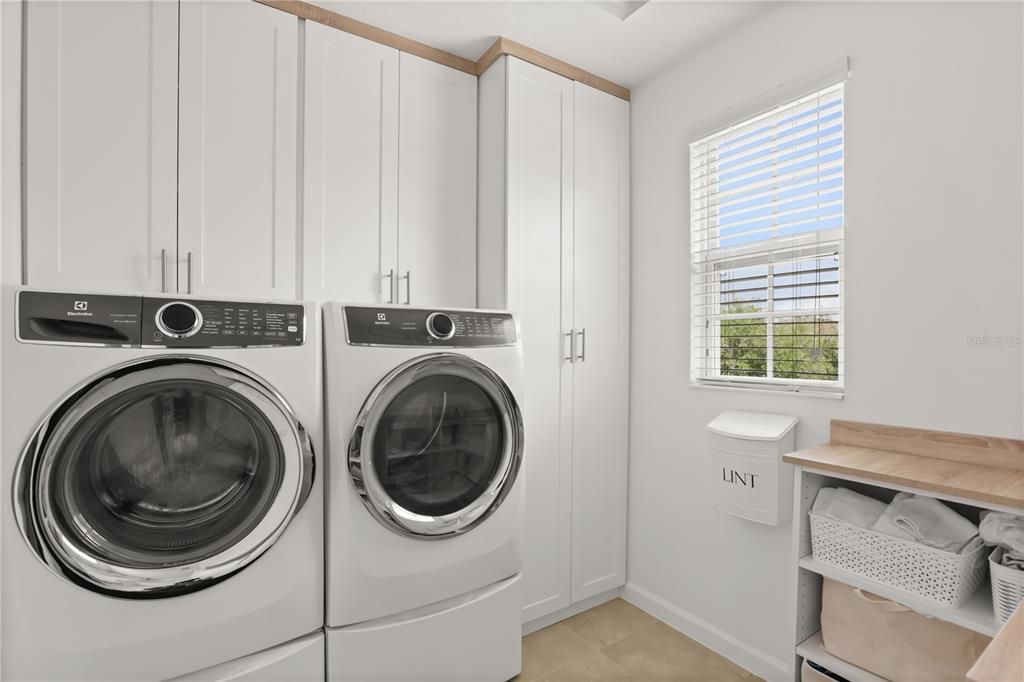 Active With Contract: $625,000 (4 beds, 2 baths, 2751 Square Feet)