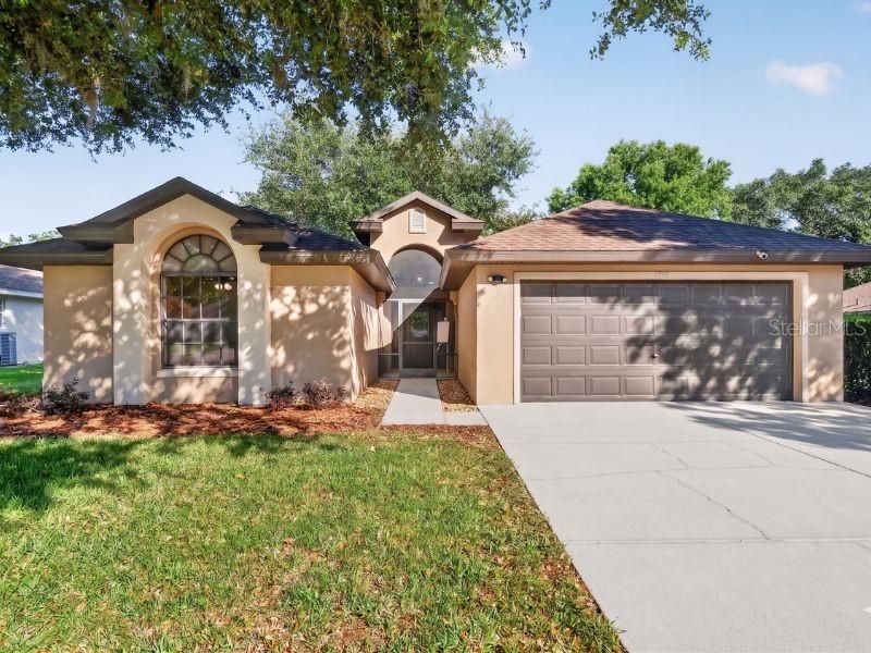 Active With Contract: $339,900 (4 beds, 3 baths, 2002 Square Feet)