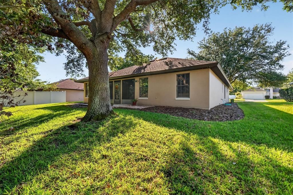 Active With Contract: $339,900 (4 beds, 3 baths, 2002 Square Feet)