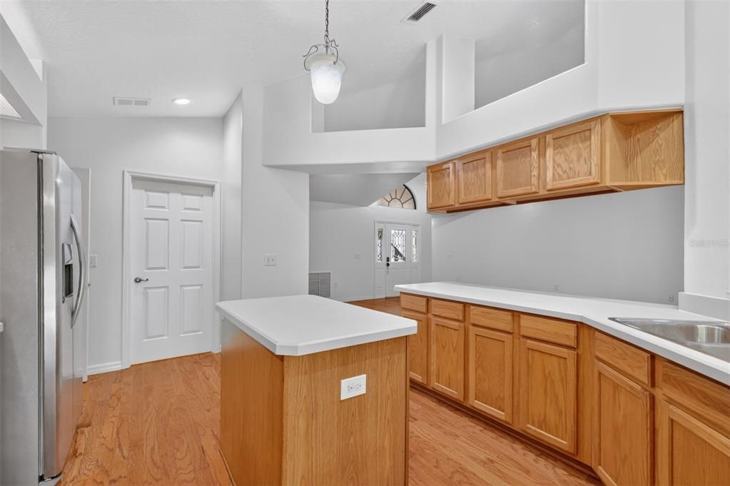 Active With Contract: $339,900 (4 beds, 3 baths, 2002 Square Feet)
