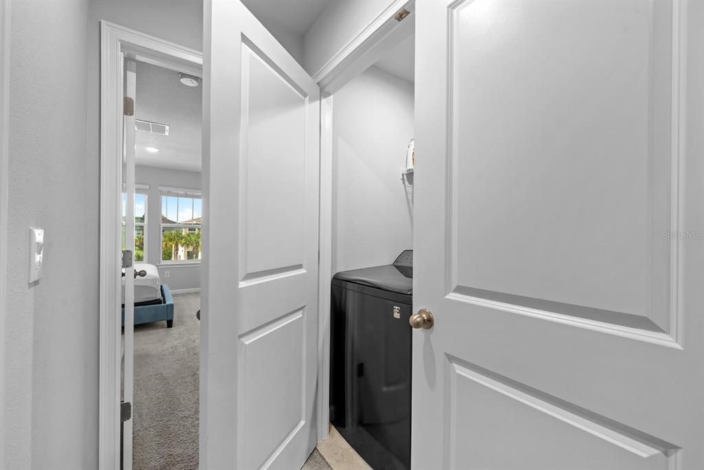 Active With Contract: $2,300 (3 beds, 2 baths, 1888 Square Feet)