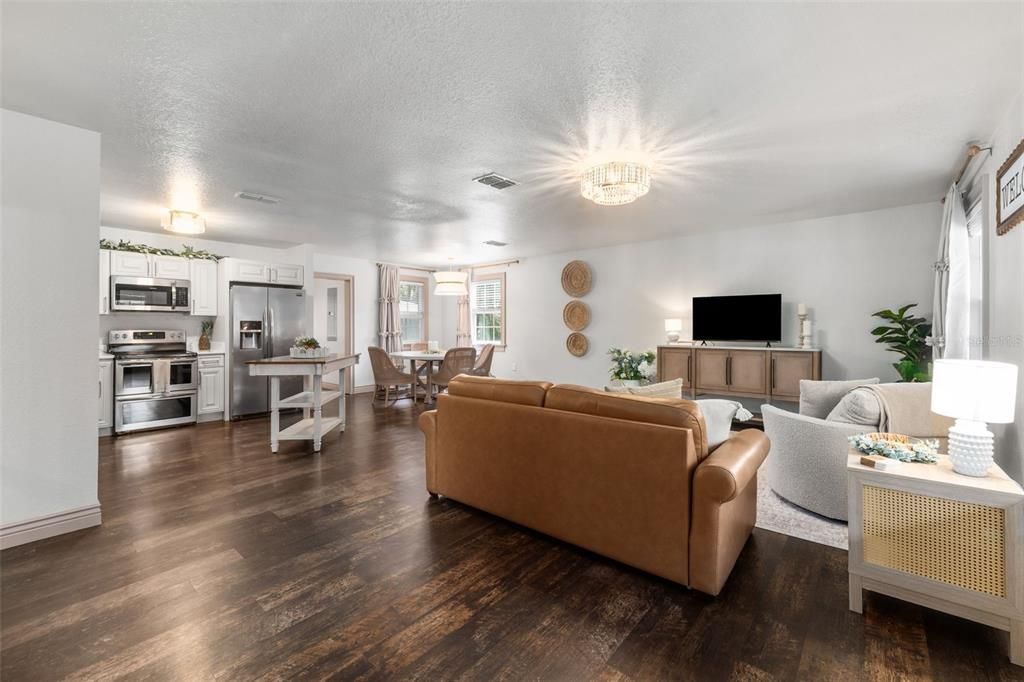 For Sale: $7,849,000 (3 beds, 3 baths, 2286 Square Feet)