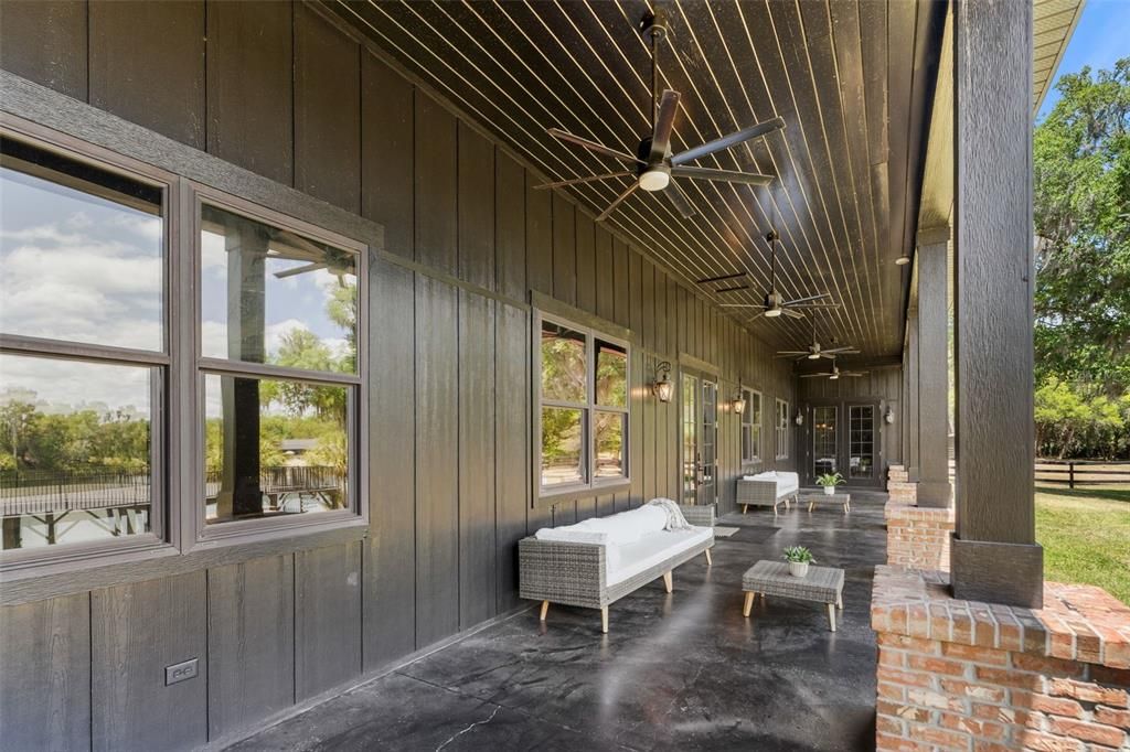 For Sale: $7,849,000 (3 beds, 3 baths, 2286 Square Feet)