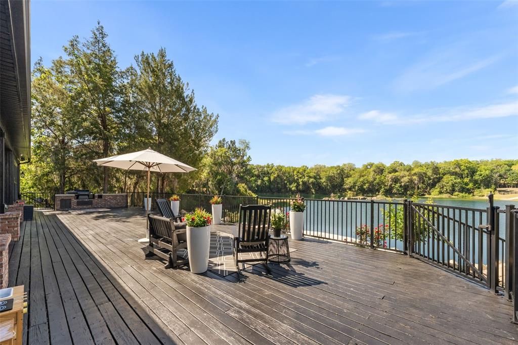 For Sale: $7,849,000 (3 beds, 3 baths, 2286 Square Feet)