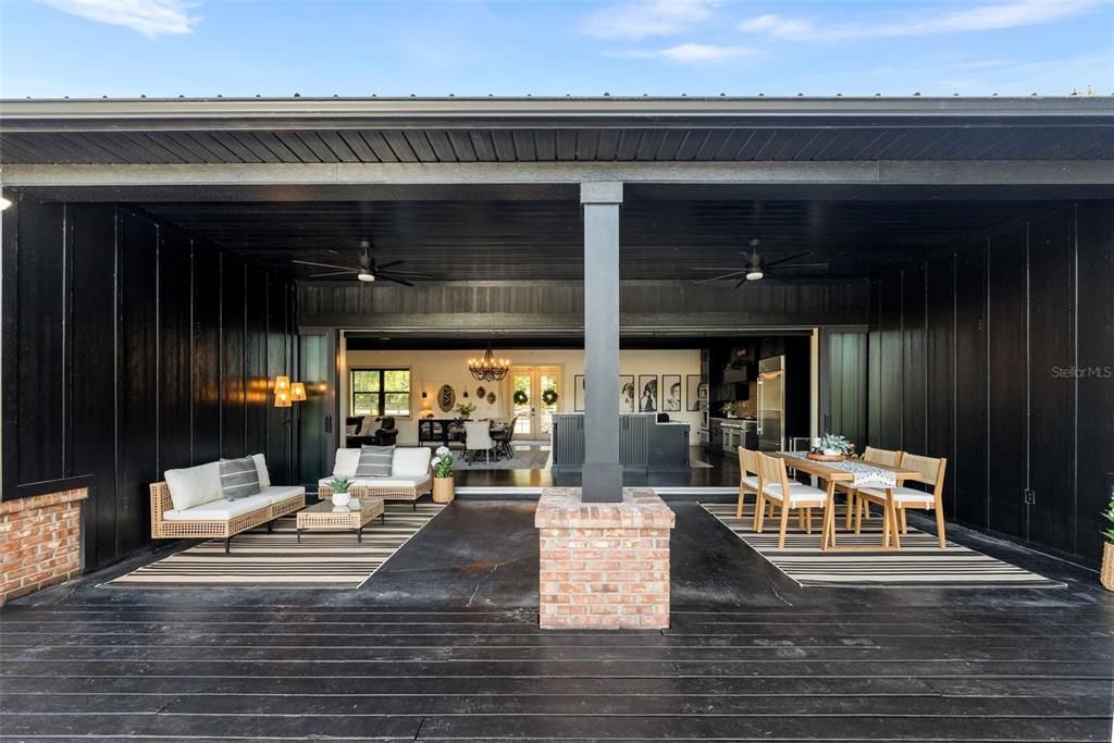 For Sale: $7,849,000 (3 beds, 3 baths, 2286 Square Feet)