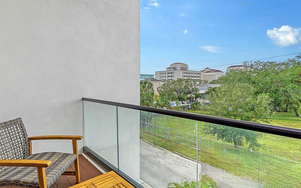 En Venta: $1,645,000 (4 camas, 3 baños, 2847 Pies cuadrados)