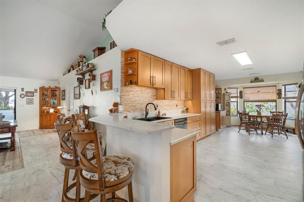 For Sale: $432,000 (3 beds, 2 baths, 2314 Square Feet)