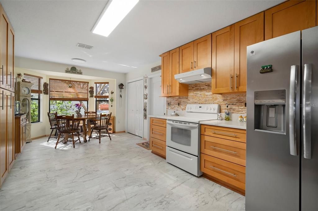 For Sale: $432,000 (3 beds, 2 baths, 2314 Square Feet)