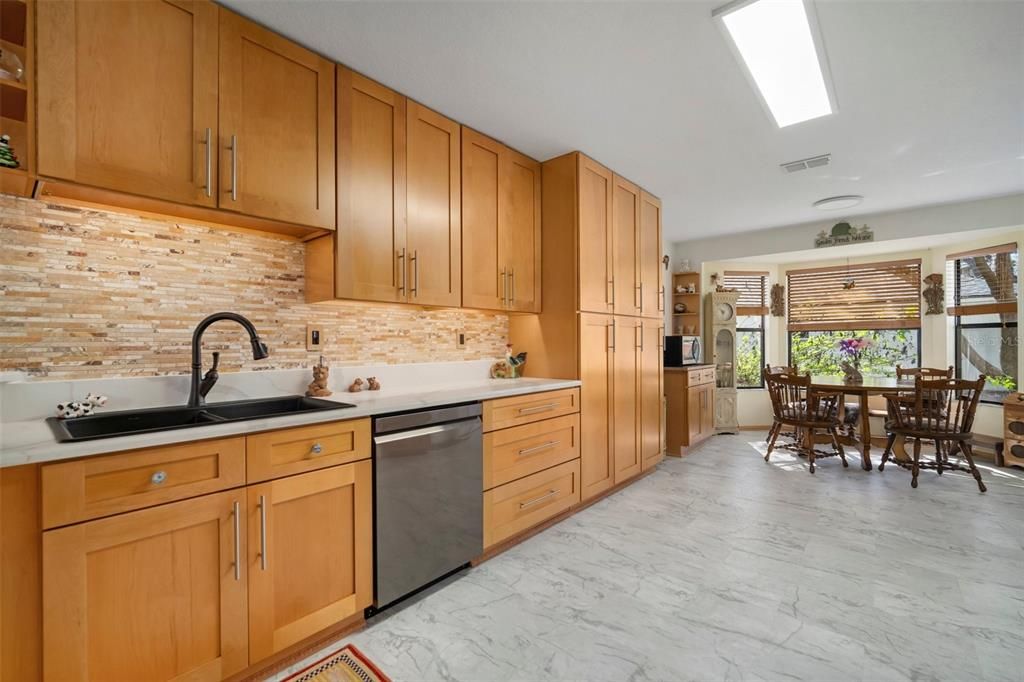 For Sale: $432,000 (3 beds, 2 baths, 2314 Square Feet)