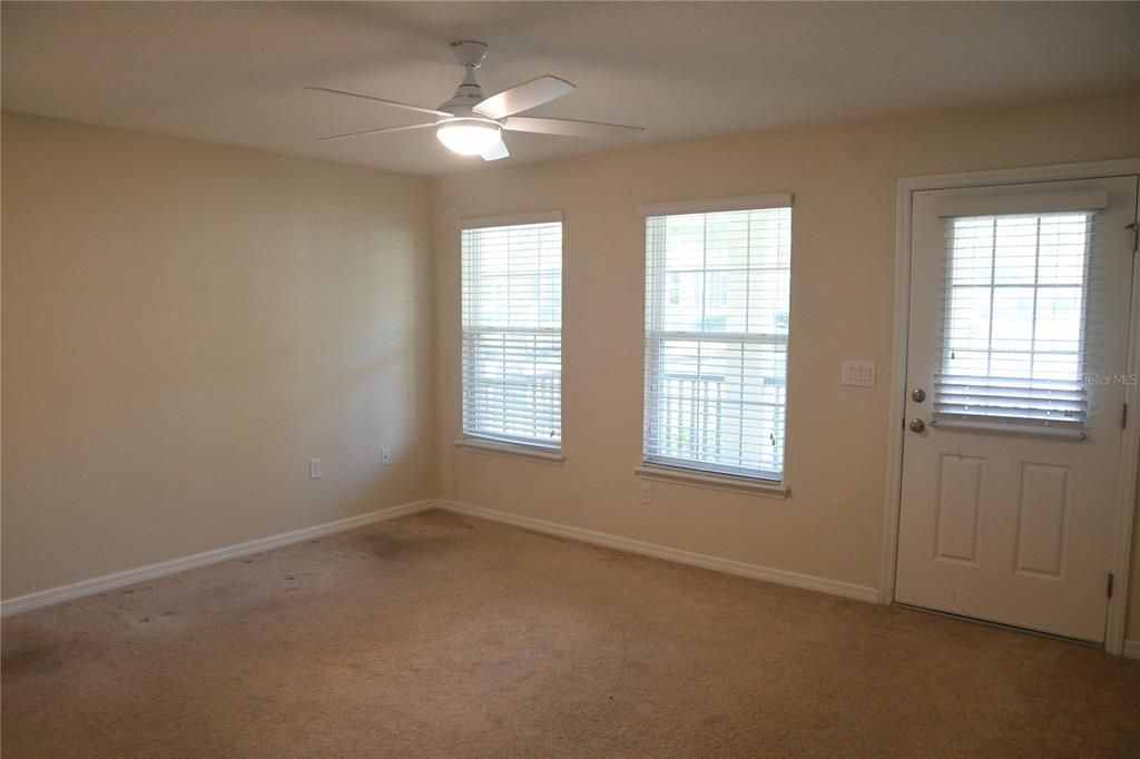 For Rent: $2,800 (3 beds, 3 baths, 2288 Square Feet)