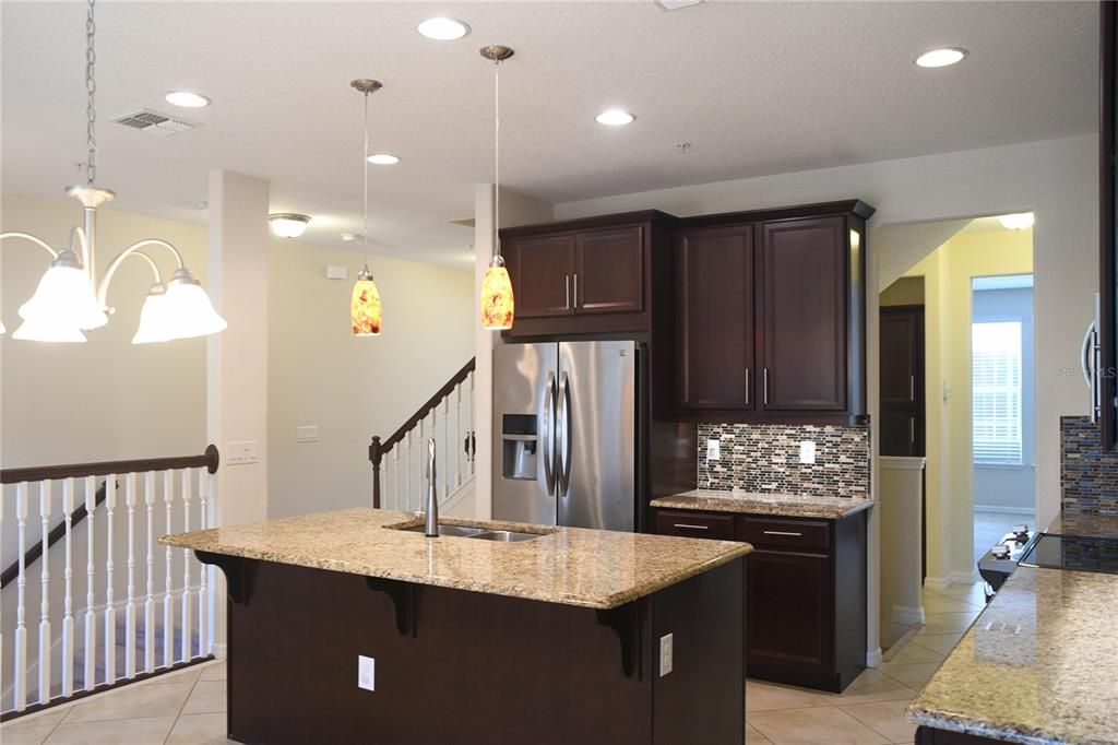 For Rent: $2,800 (3 beds, 3 baths, 2288 Square Feet)