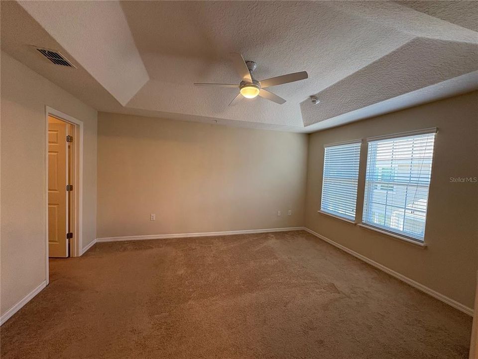 For Rent: $2,800 (3 beds, 3 baths, 2288 Square Feet)