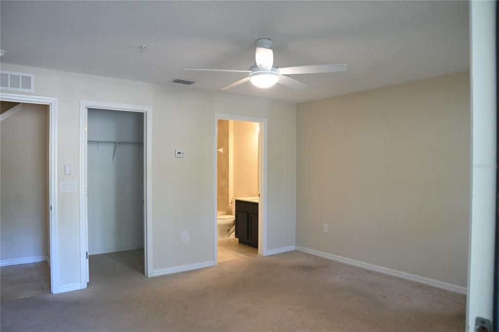 For Rent: $2,800 (3 beds, 3 baths, 2288 Square Feet)