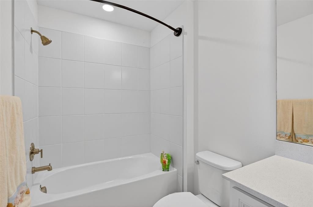 En Venta: $839,000 (5 camas, 4 baños, 4636 Pies cuadrados)