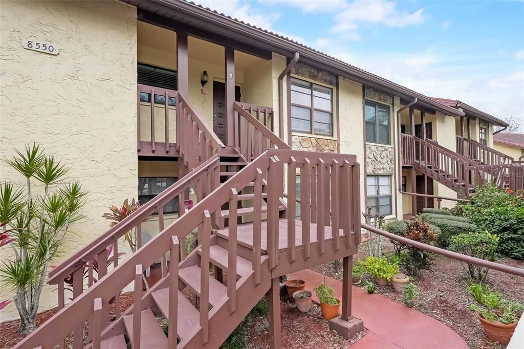 Active With Contract: $108,000 (2 beds, 2 baths, 1010 Square Feet)