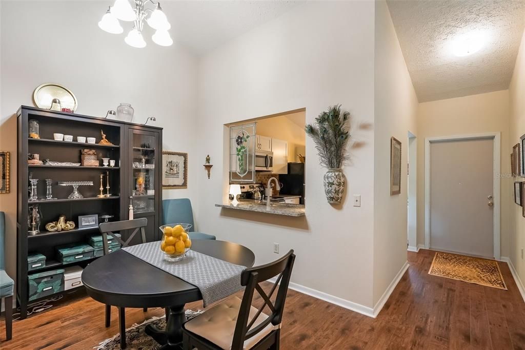Active With Contract: $108,000 (2 beds, 2 baths, 1010 Square Feet)