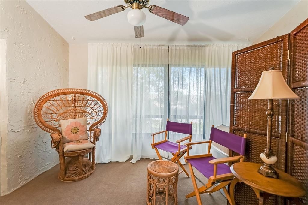Active With Contract: $108,000 (2 beds, 2 baths, 1010 Square Feet)