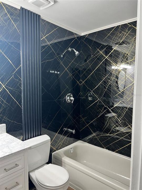 Activo con contrato: $199,000 (3 camas, 2 baños, 962 Pies cuadrados)