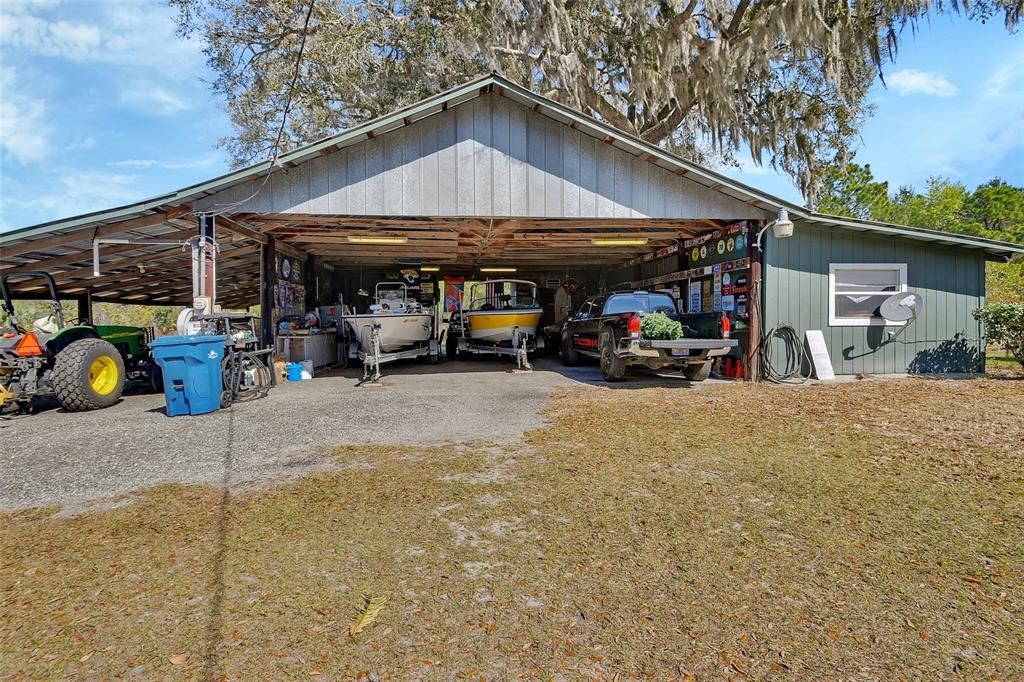 For Sale: $899,000 (2 beds, 1 baths, 1745 Square Feet)